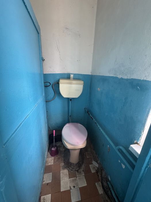 Кімната в гуртожитку  з меблями та технікою/Молодіжна/Леваневського