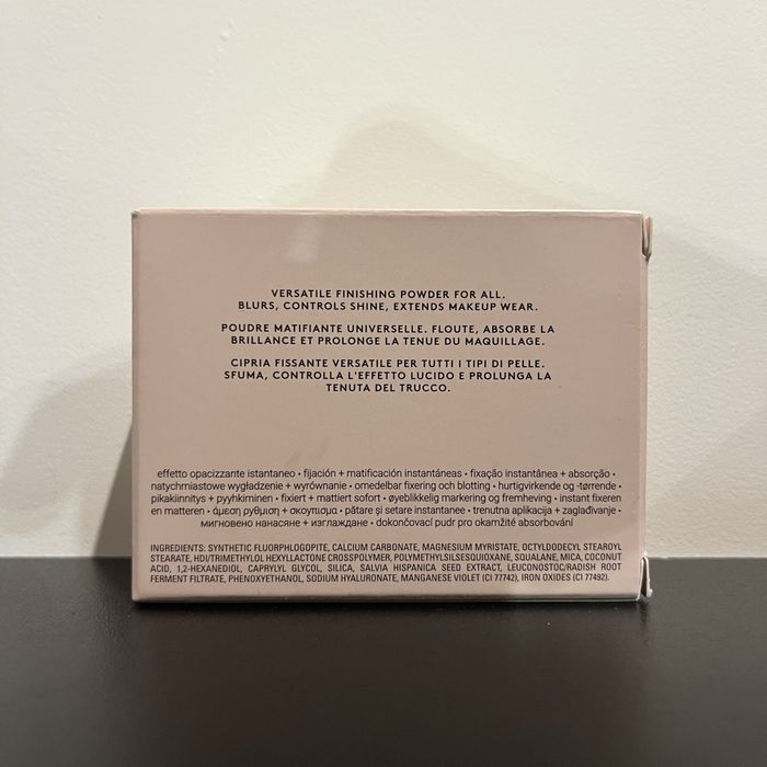 Матуюча пудра Fenty Beauty Invisimatte Blotting Powder — Оригінал