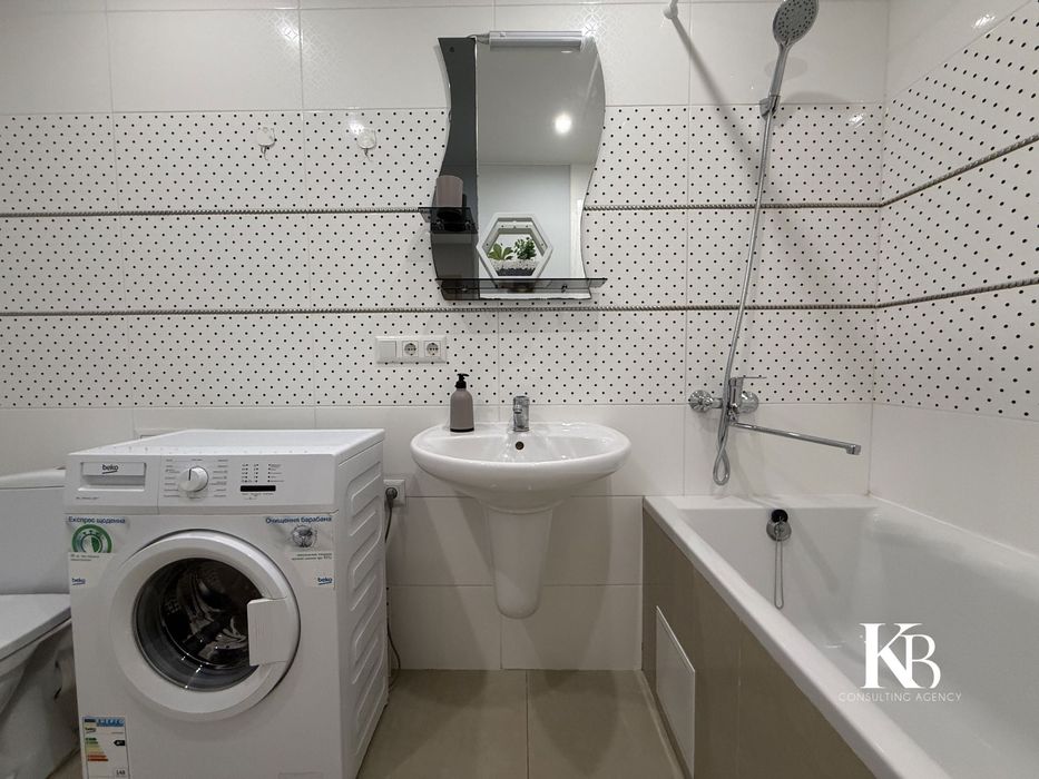 Продаж 1-к ЖК Набережний Квартал, 55м², газ, ремонт