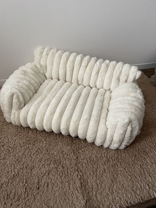 Cama fofinha para gato/cão pequeno (Como Nova)