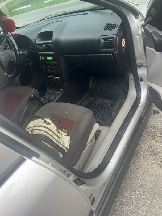 Продам автомобіль Опель Астра G