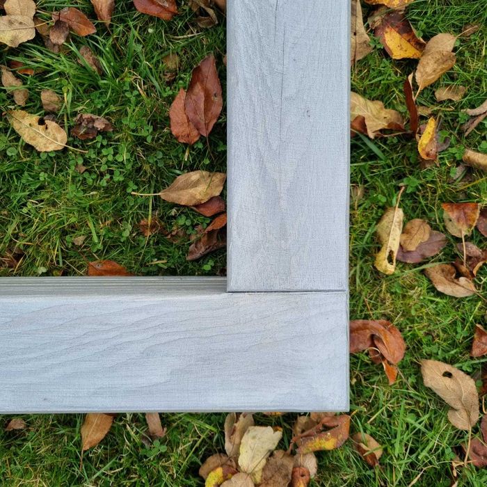 Nagrobek dziecięcy drewniany, pomnik dziecięcy, obudowa grobu PIĘKNY