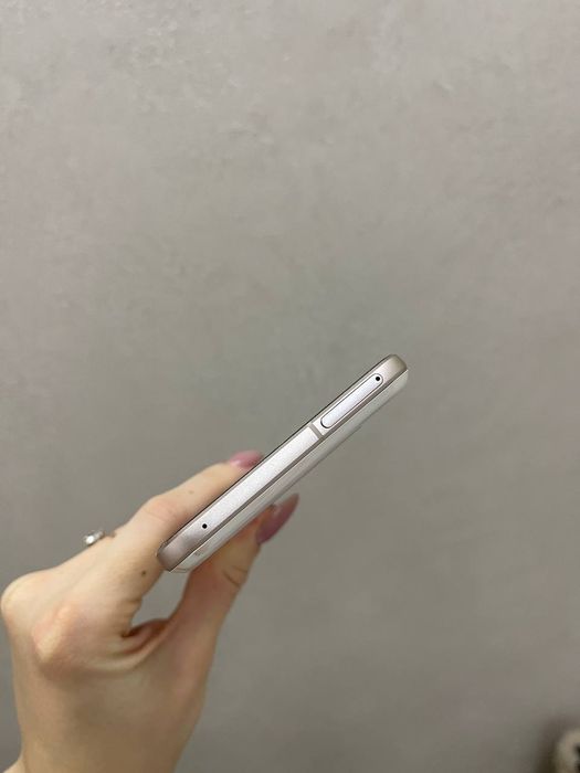 Смартфон LG V60 LM-V600VM 8/128 Gb 1Sim+microSD