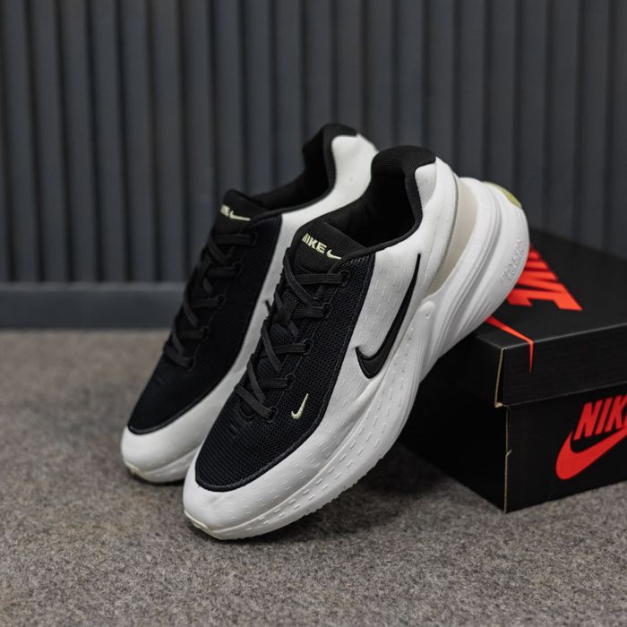 Кросівки Nike Uplift SC White/Black premium