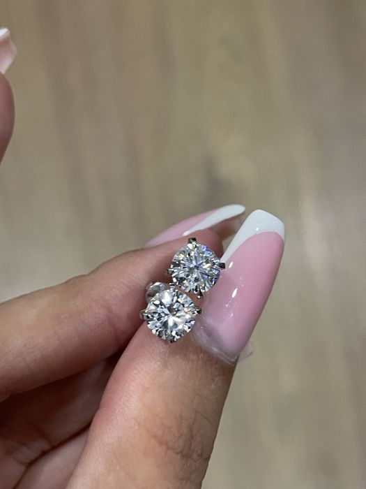 Серьги в белом золоте 585 с муассанитом 1.00ct GRA