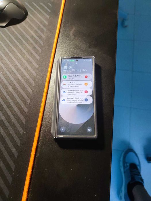 Vendo Samsung fold Z6 512GB com capa e caneta original