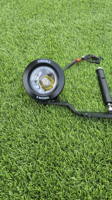 Faróis visionX Halo + suportes Bwm Gsa 1200/1250 + módulo Hez ezCan p/ 1250