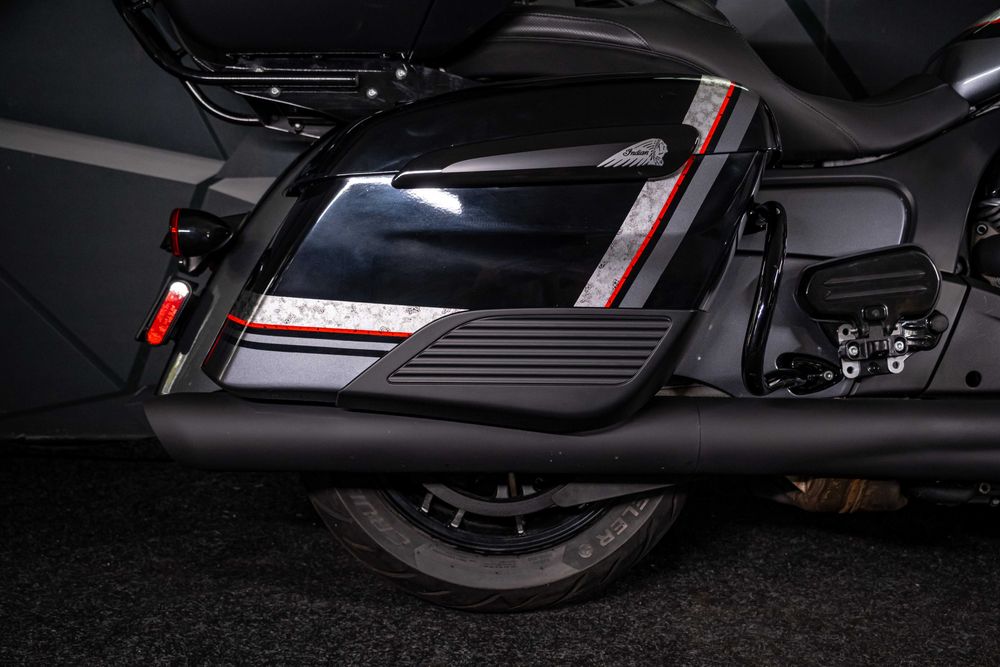 Indian Pursuit Dark Horse