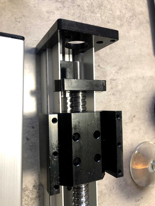 cnc  prowadnica liniowa z silnikiem
