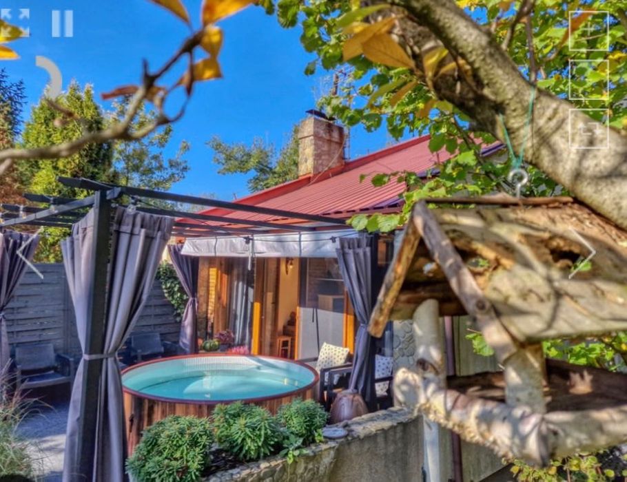 SAMODZIELNY Domek z jacuzzi przy rzece, grill,ogród, plac zabaw, Relax