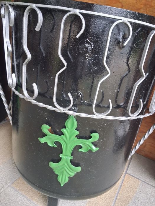 Bardzo duże donice ozdobne