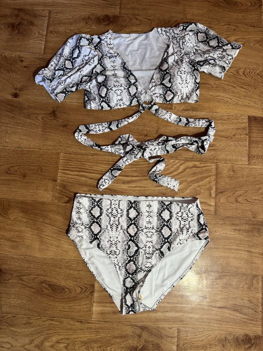 Новий купальник XL