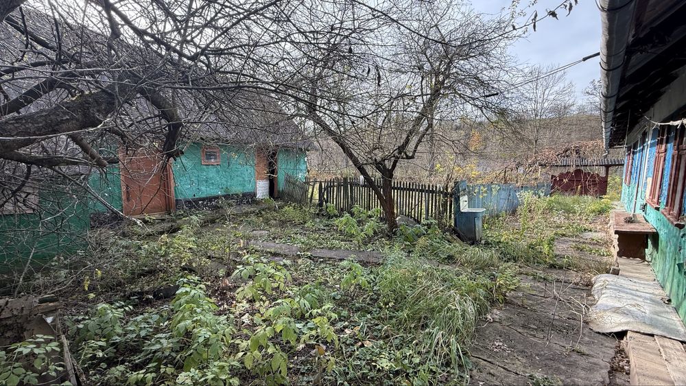 Будинок 73 м² + 25 сот під забудову в с. Раковець. Газ, світло, вода!