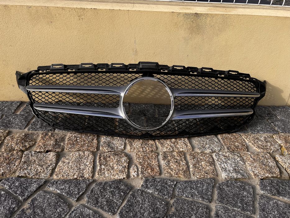 Grelha Mercedes original