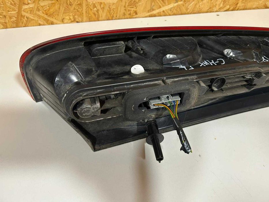 Lampa tylna prawa Ford C-Max lift
