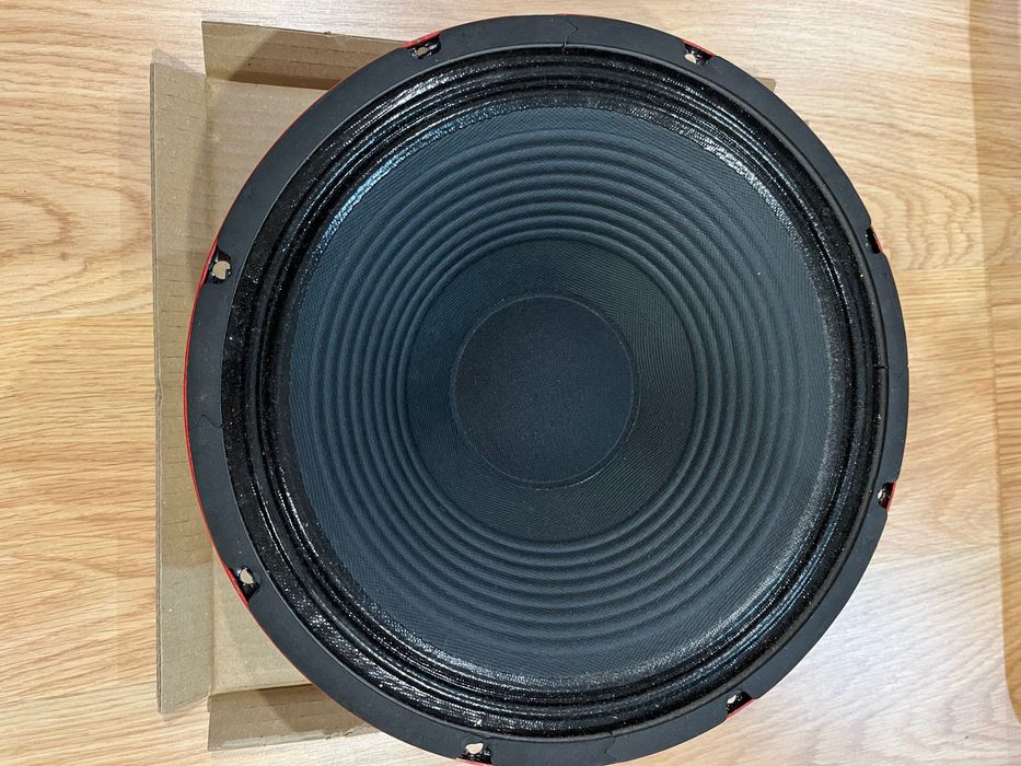 Coluna Eminence Red Coat The Tonker 12" 150w 8 Ohm