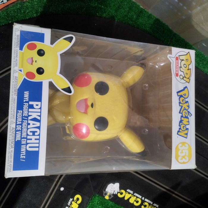 Funko Pop Pokémon Pikachu 353