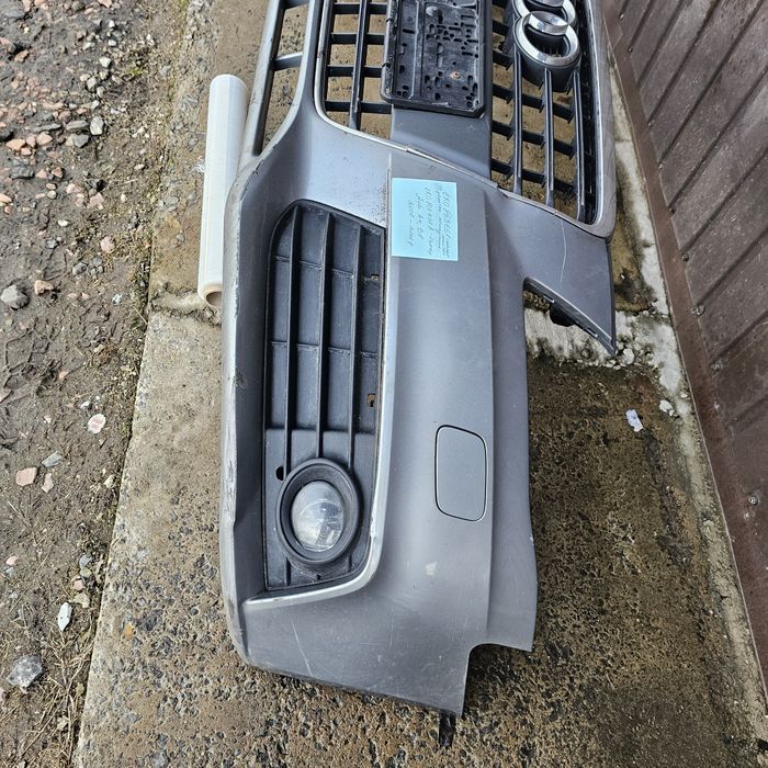 Бампер Audi A4 B8 Передній Ауді а4 б8 решітка туманки заглушка Ауди Б8