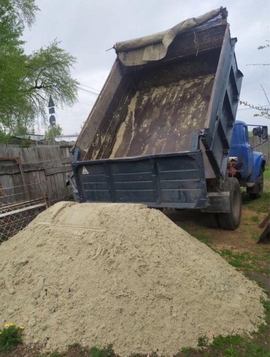 Пісок карʼєрний. Песок митий. Доставка піску.