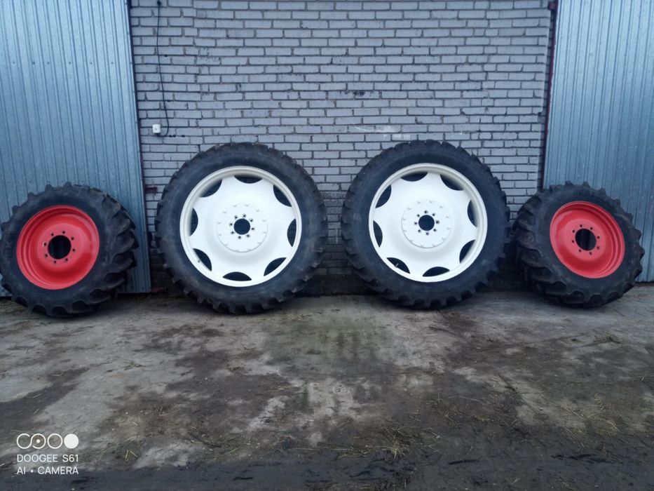 Koła wąskie Claas 320/85R28 + 300/95R42 – stan idealny!