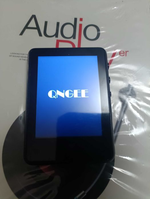QNGEE S7 MP3 odtwarzacz przenośny audio 64GB radio ekran dotykowy 2,4"