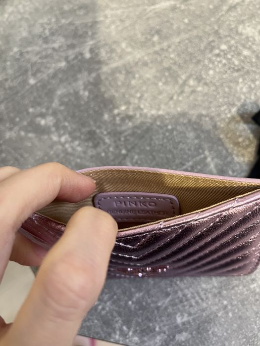 Pinko skorzany portfel na karty rozowy