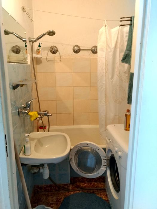 Pokój z balkonem do wynajęcia  Osiedle Dekerta
