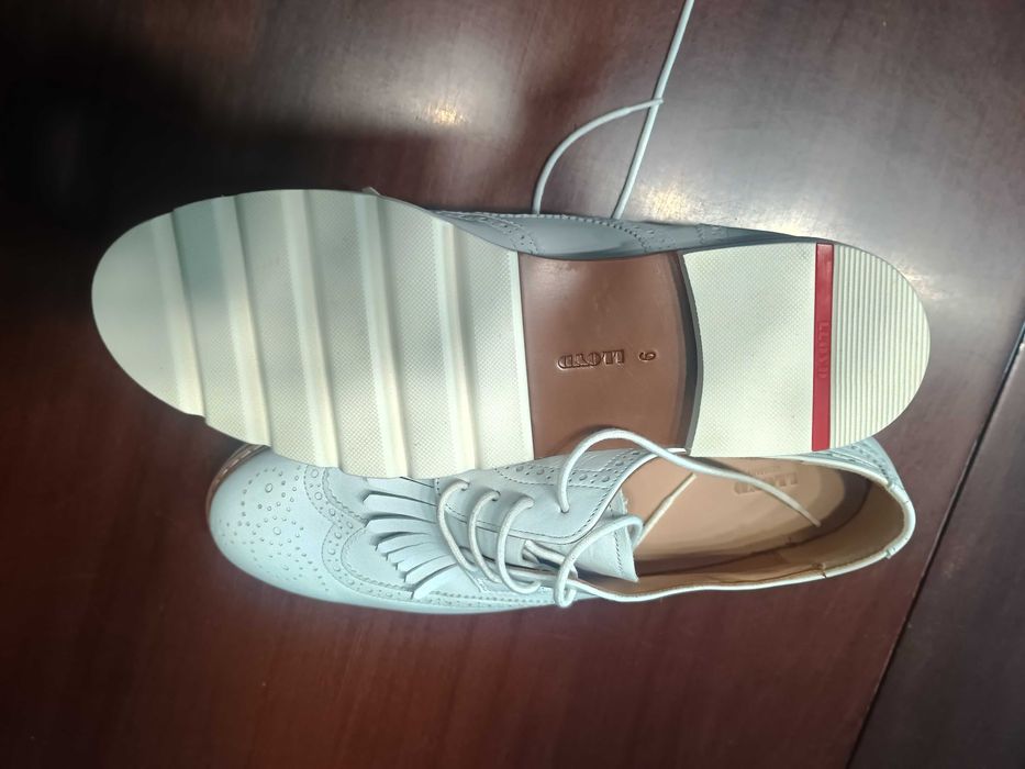 Жіночі лофери преміум якості від фірми Lloyd