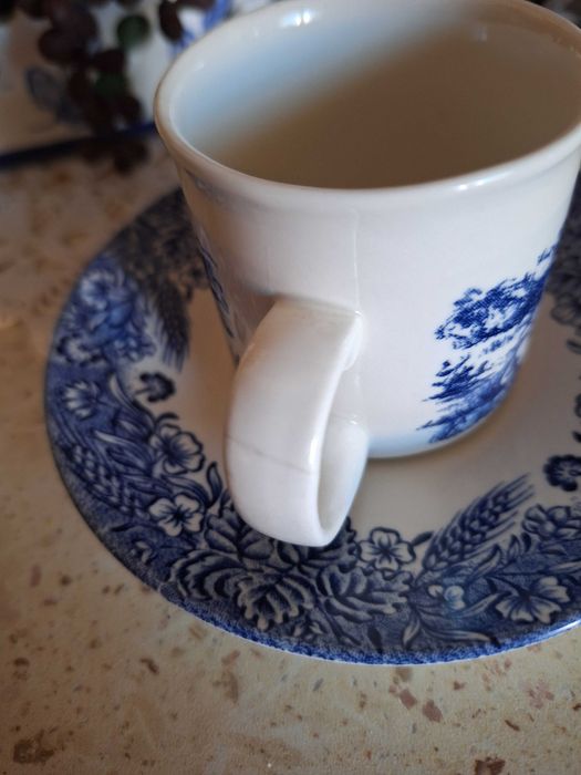Filiżanka do espresso sygnowane Churchill England vintage