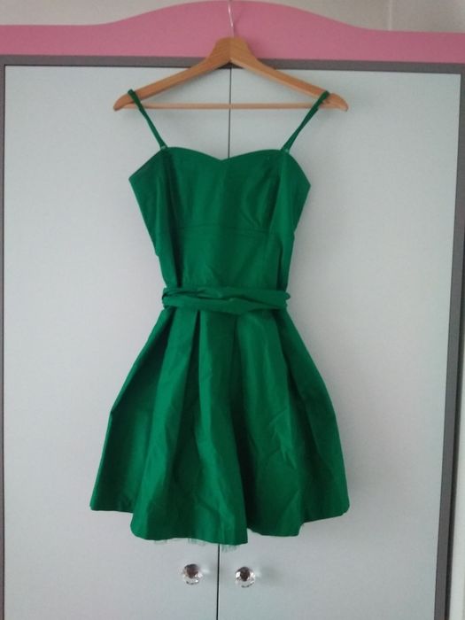 Rozkloszowana bershka