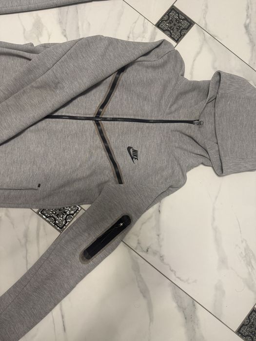 Продам костюм tech fleece