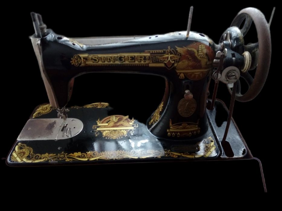 Vendo maquina de costura preço negociável