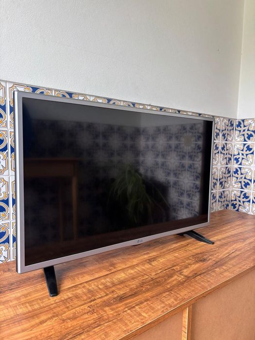TV LG 32" LED Full HD – Modelo 32LH510B