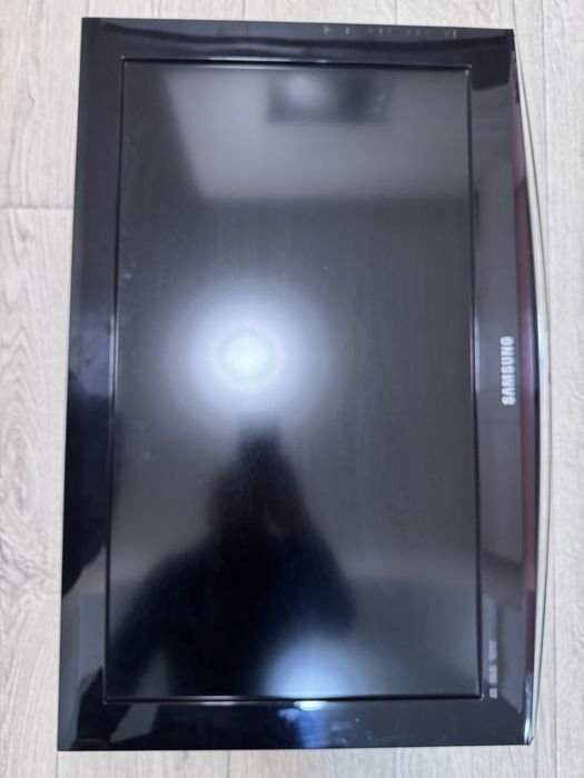 TV Samsung 26’ , модель LE26B460B2W