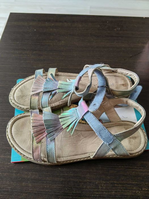 Sandały dla dziewczynki Lasocki Kids 35