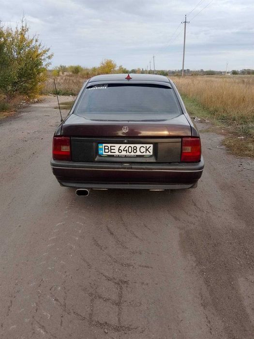 Продам легковий автомобіль Opel Vectra А