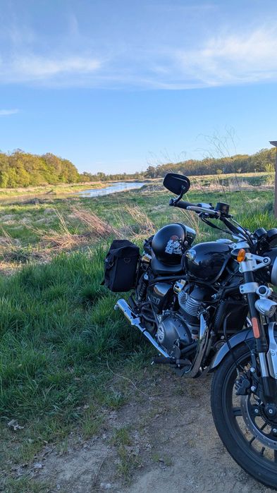 Royal Enfield Super Meteor 650 ABS Touriung [Astral Black] 2023r. 10 tyś km.