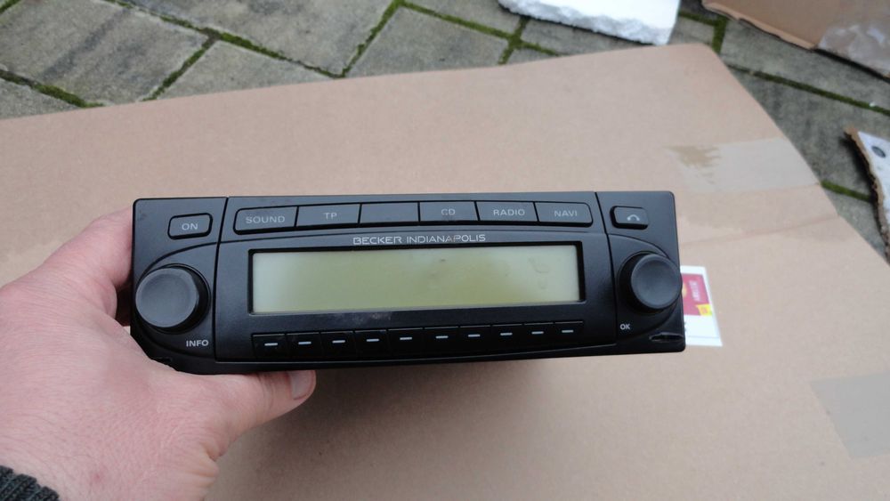 Radio  Samochodowe BECKER INDIANAPOLIS CD Model BE7922 Odkodowane