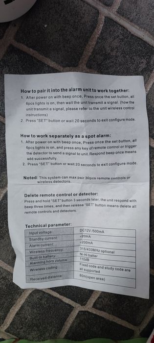Sirene de Alarme KERUI com Luz Estroboscópica