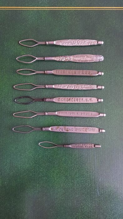 Гачки для ґудзиків, шнурків колекційні Англія