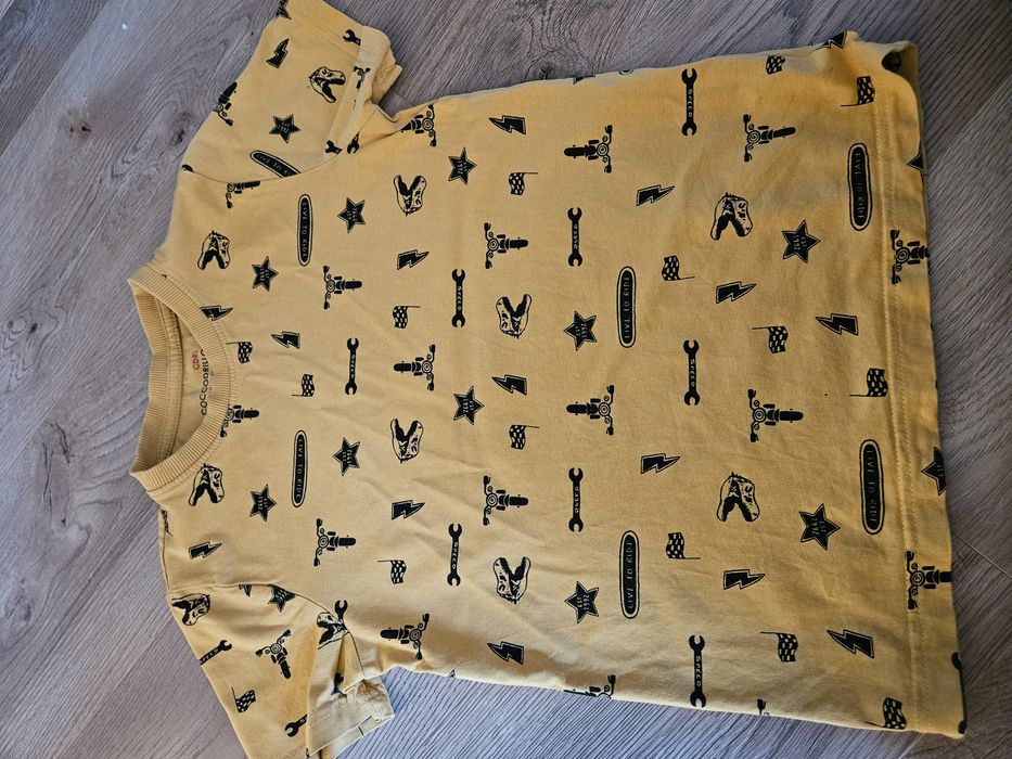 T shirt znaczki coccodrillo 134