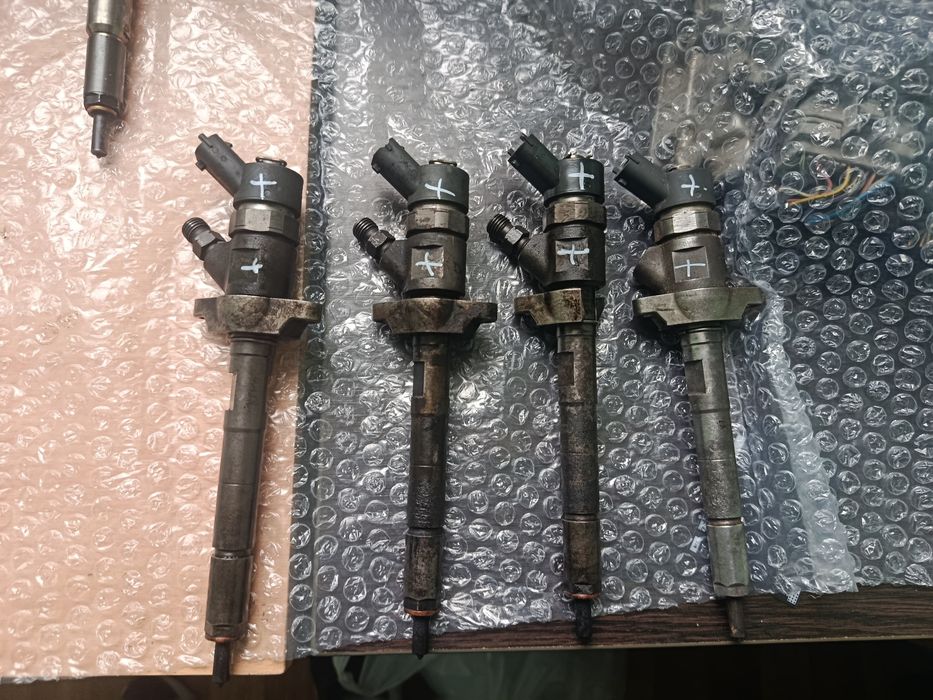 0445110259  Форсунка дизель Bosch 1.6TDCI 16V