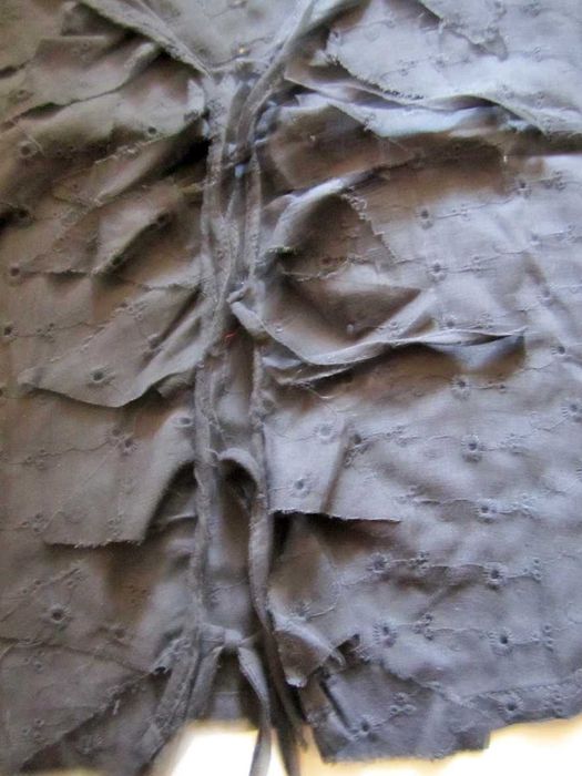 Top de Senhora Bordado Preto, como Novo