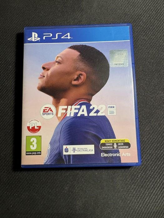 Gra FIFA 22 na PS4