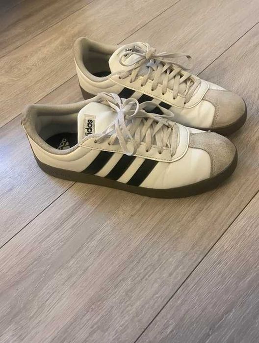 Adidas VL Court Base 41 1/3