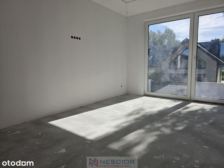 Segment narożny 140 m² w stanie deweloperskim | Garaż w bryle