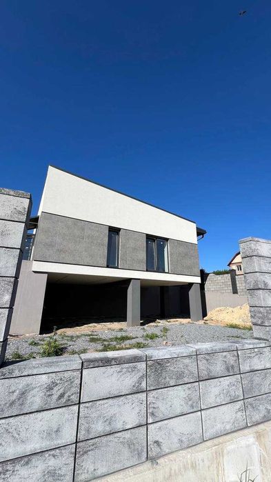 Сучасний будинок в Обарові — стиль, комфорт і продуманий простір !!!