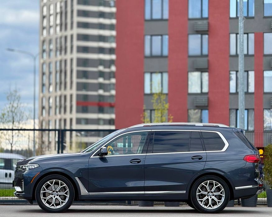 BMW X7 40i x-drive