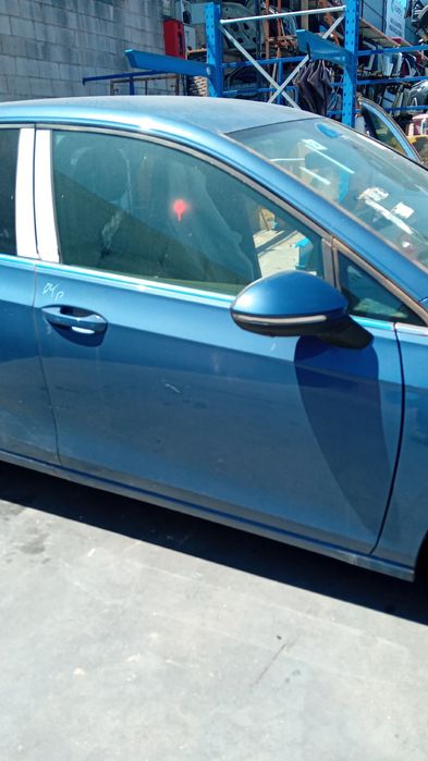 Porta frente direita VOLKSWAGEN Golf VIII (CD1)