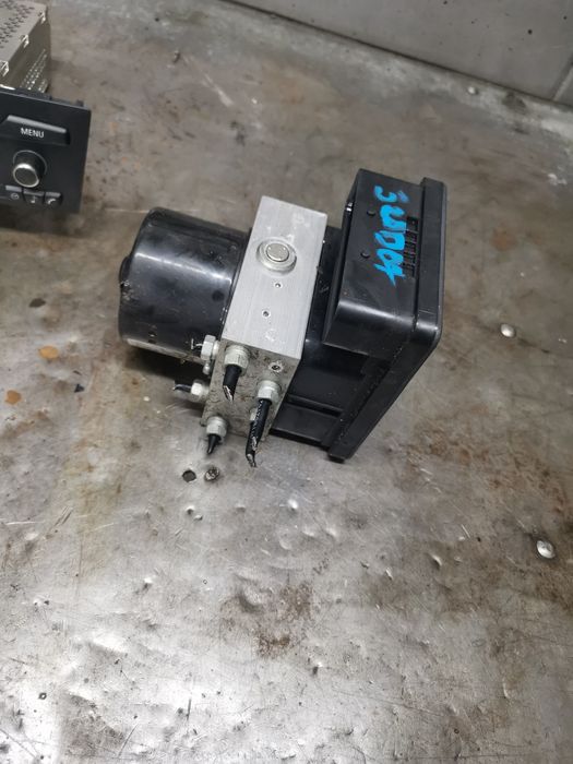 BMW E90 E91 E92 pompa sterownik ABS DSC